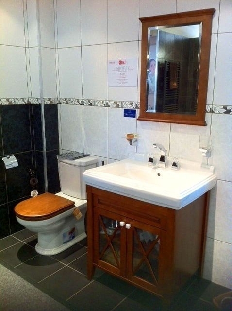 Зеркало Villeroy&Boch Hommage 85650000 56 в ванную от интернет-магазине сантехники Sanbest