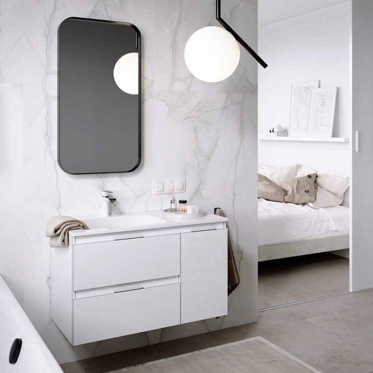 Зеркало Aqwella RM 50х90 RM0205BLK рама черная в ванную от интернет-магазине сантехники Sanbest