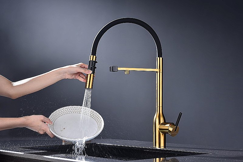 Смеситель для кухни Paulmark Magneto One Ma213188-BG брашированное золото купить в интернет-магазине сантехники Sanbest