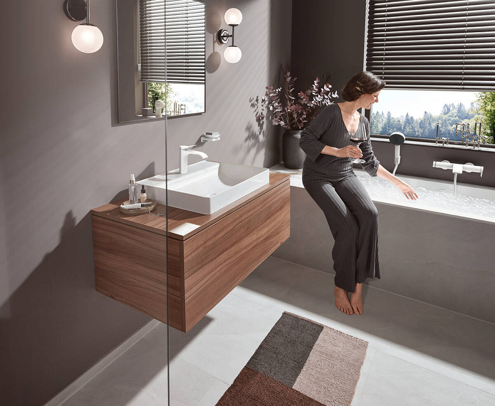 Смеситель для раковины Hansgrohe Vivenis 75022700 белый матовый купить в интернет-магазине сантехники Sanbest