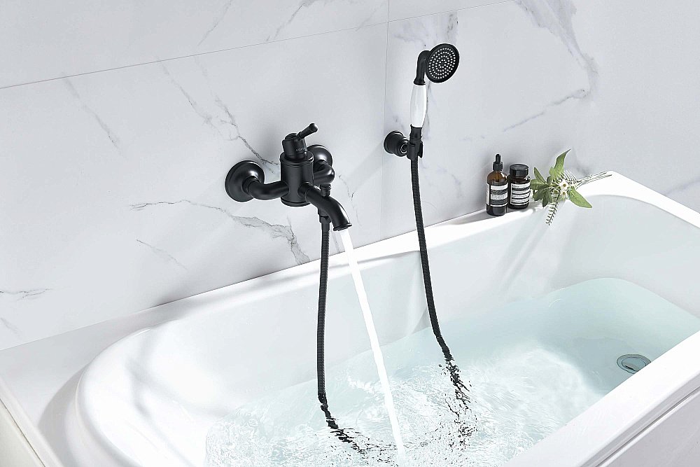 Смеситель для ванны Aquatek Классик AQ1549MB черный матовый купить в интернет-магазине сантехники Sanbest