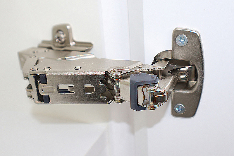 Пенал Azario Velluto 40 CS00088605 белый матовый для ванной в интернет-магазине сантехники Sanbest