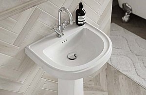 Раковина на полупьедестале Burlington Riviera 58 RIV3 1TH RIV7 с 1 отверстием белая купить в интернет-магазине Sanbest