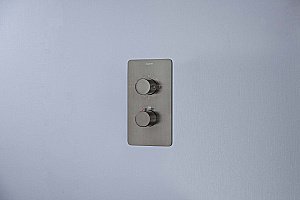 Смеситель для ванны Aquatek Европа AQ1393BGM оружейная сталь купить в интернет-магазине сантехники Sanbest