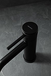 Смеситель для раковины Allen Brau Priority 3.0 5.31A01-31 черный матовый купить в интернет-магазине сантехники Sanbest