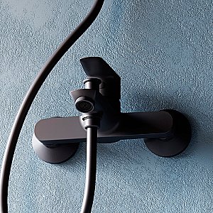 Смеситель для ванны Dorff Prime New D4011022 черный матовый купить в интернет-магазине сантехники Sanbest