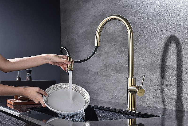 Смеситель для кухни Paulmark Galant Ga213077-LG светлое золото купить в интернет-магазине сантехники Sanbest