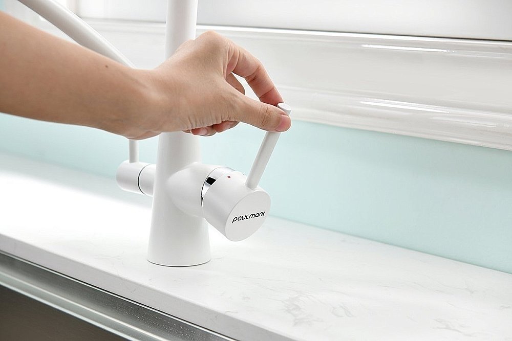 Смеситель для кухни Paulmark Sigen Si213111-WH белый матовый купить в интернет-магазине сантехники Sanbest