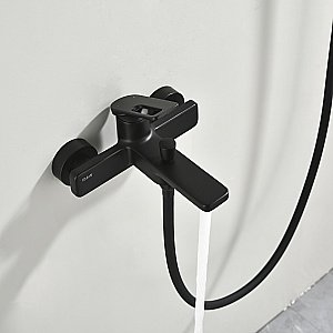 Смеситель для ванны Black&white Gravity GL-9101-MB черный матовый купить в интернет-магазине сантехники Sanbest