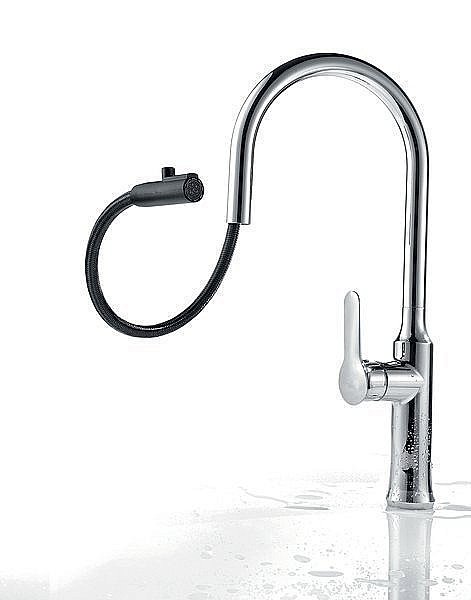 Смеситель для мойки с выдвижным распылителем Ravak KM 017.00 купить в интернет-магазине сантехники Sanbest