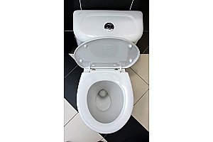 Унитаз-компакт Jika Lyra 8.2423.6.000.242.9 белый,  с бачком купить в интернет-магазине Sanbest