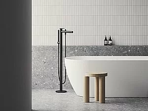 Смеситель для ванны Ravak Spring X070556 черный купить в интернет-магазине сантехники Sanbest