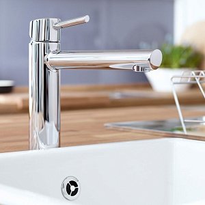 Смеситель для кухни Grohe Concetto new 31128001 хром купить в интернет-магазине сантехники Sanbest