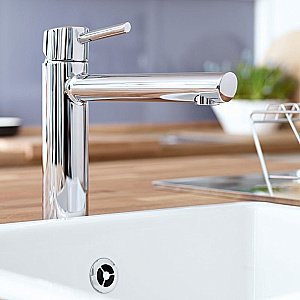 Смеситель для кухни Grohe Concetto new 31128001 хром купить в интернет-магазине сантехники Sanbest