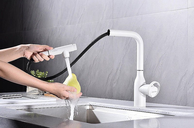 Смеситель для кухни Paulmark Urban Ur213104-WH белый матовый купить в интернет-магазине сантехники Sanbest