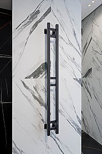 Полотенцесушитель электрический Veconi Еро E12010B-A  черный купить в интернет-магазине сантехники Sanbest