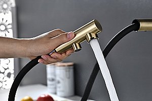 Смеситель для кухни Paulmark Serpentine Se213222-BR бронза купить в интернет-магазине сантехники Sanbest