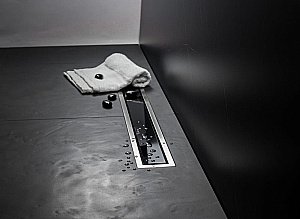 Душевой трап PESTAN Confluo Premium Glass Line 550 черное стекло/матовый хром купить в интернет-магазине Sanbest