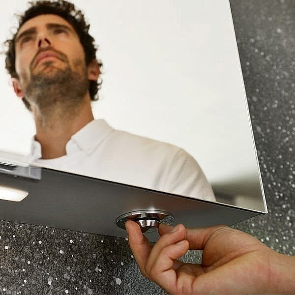 Зеркальный шкаф Keuco Royal 15 14403 171301 купить в интернет-магазине сантехники Sanbest