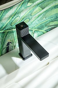 Смеситель для раковины Boheme QUAD 159-B черный купить в интернет-магазине сантехники Sanbest