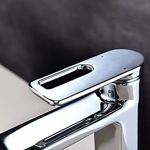 Смеситель для раковины Black&white Gravity GF-7103-С хром купить в интернет-магазине сантехники Sanbest