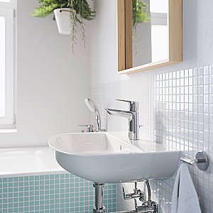 Смеситель для раковины Grohe BauLoop 2020 23762001 купить в интернет-магазине сантехники Sanbest