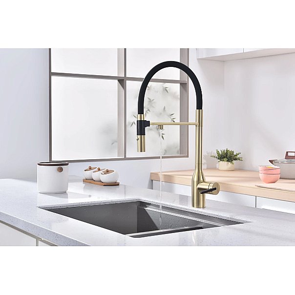 Смеситель для кухни Paulmark Magneto One Ma213188-LG светлое золото купить в интернет-магазине сантехники Sanbest