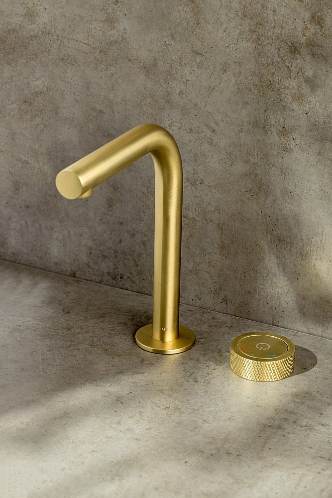 Смеситель для раковины Boheme TECH 158-MG матовое золото купить в интернет-магазине сантехники Sanbest