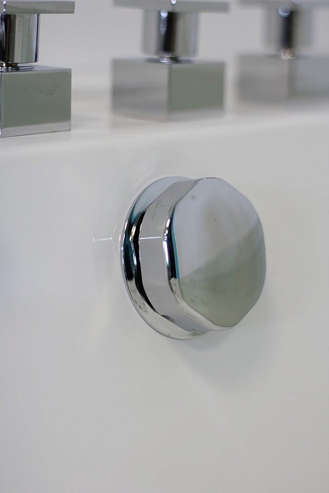 Ванна акриловая CeruttiSpa 9958 170x120 с гидромассажем белая купить в интернет-магазине Sanbest