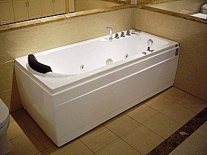 Ванна акриловая Gemy Enjoy Yoursel G9006-1.7 B 172x77 белая с гидромассажем купить в интернет-магазине Sanbest