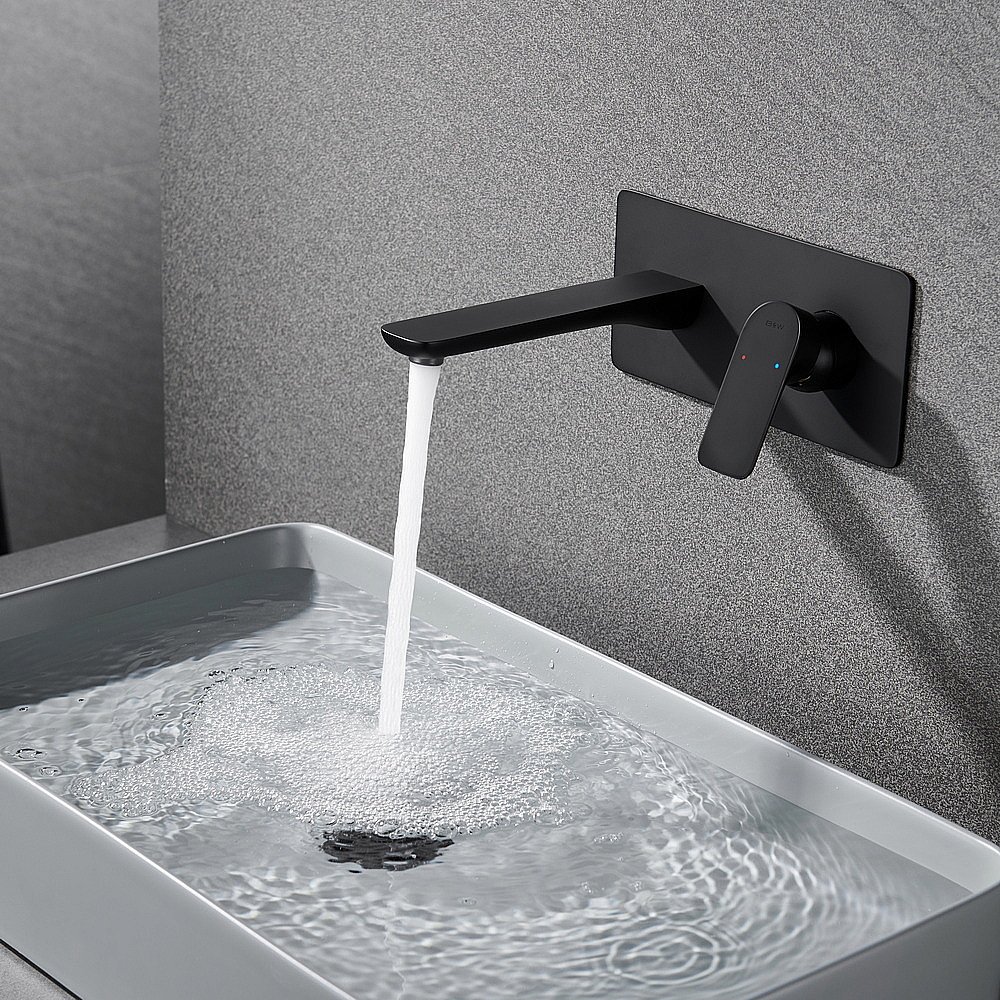 Смеситель для раковины Black&White Universe UK8306B купить в интернет-магазине сантехники Sanbest