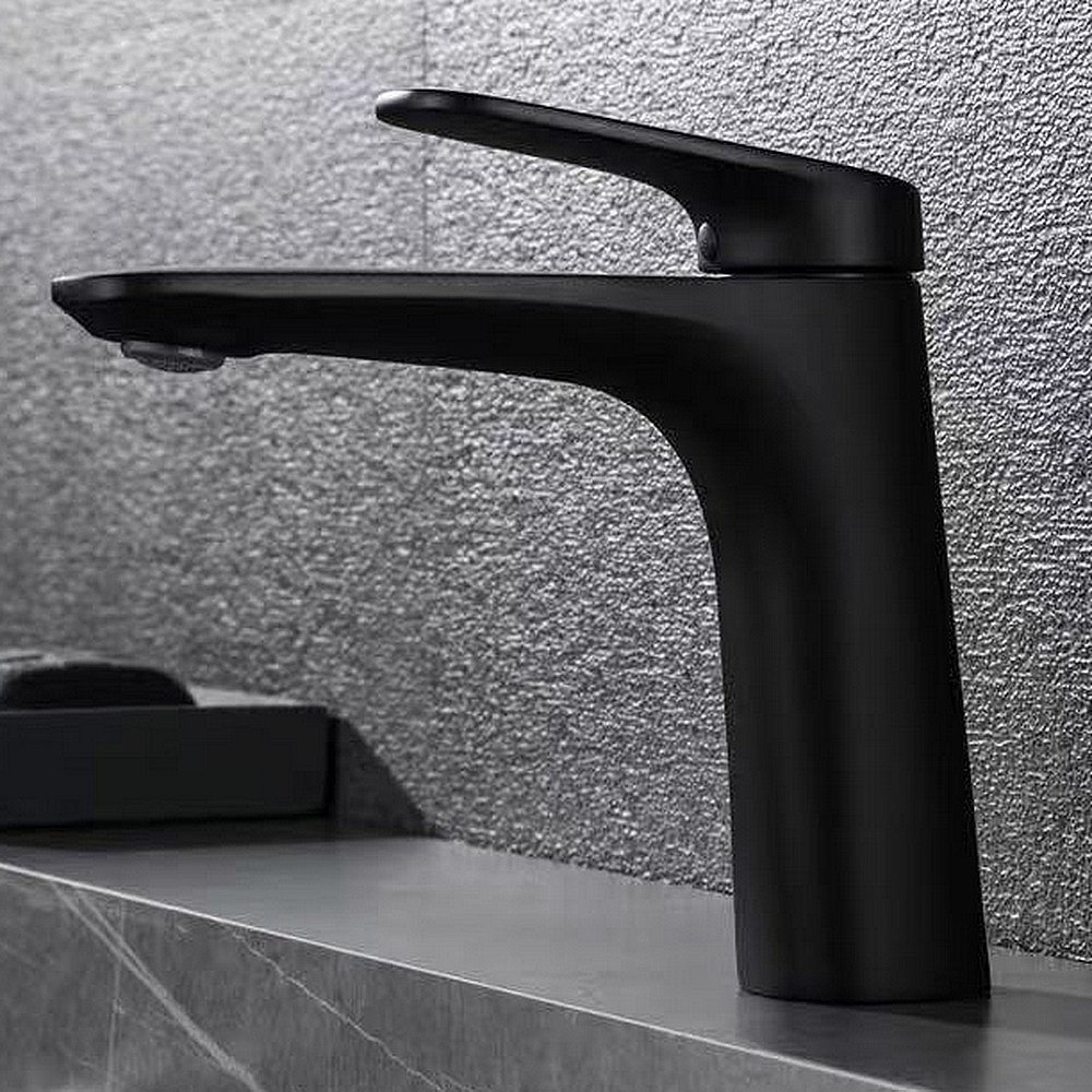 Смеситель для раковины Black&White Universe UK8701B черная матовая купить в интернет-магазине сантехники Sanbest