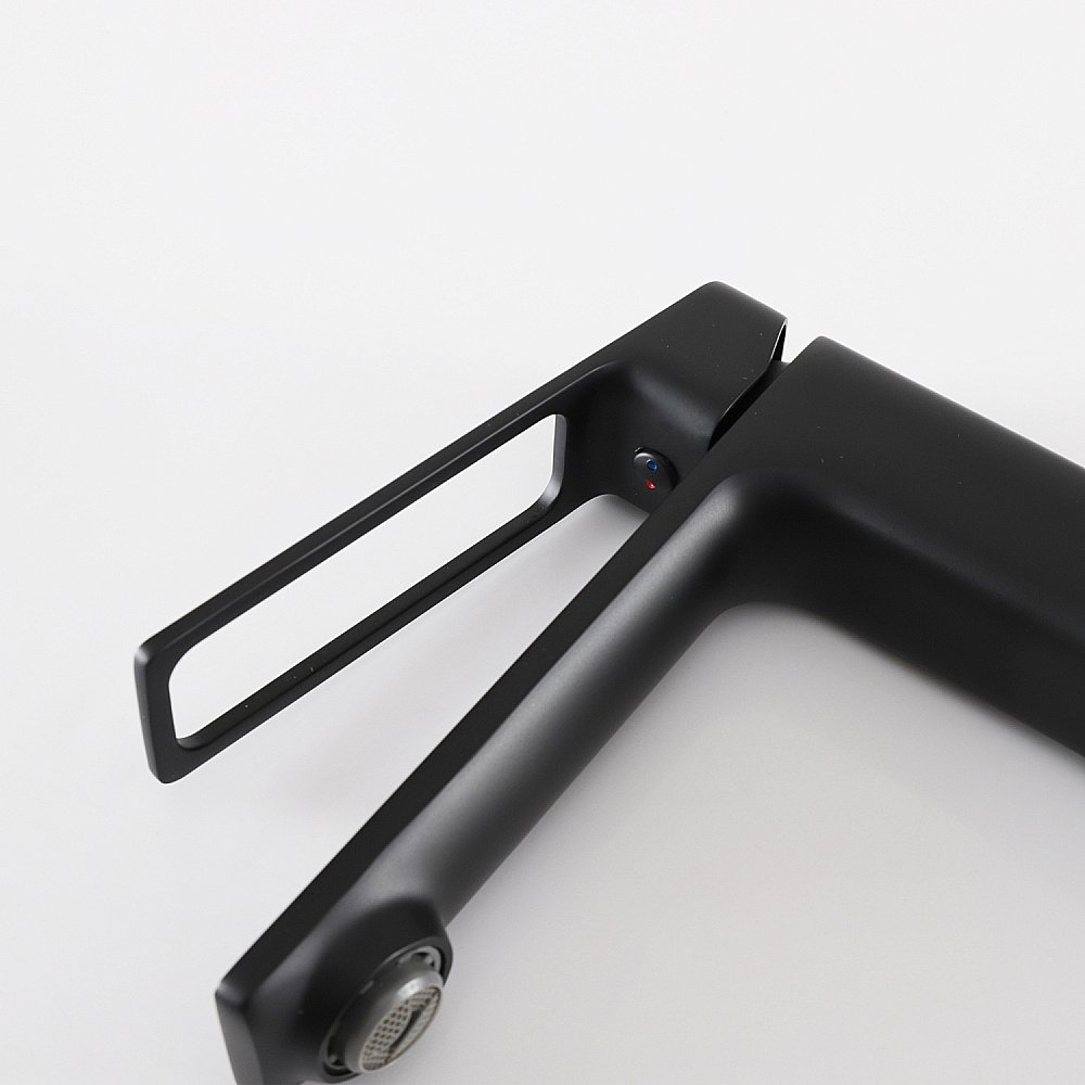 Смеситель для раковины GID Niagara L057BMK черный матовый купить в интернет-магазине сантехники Sanbest