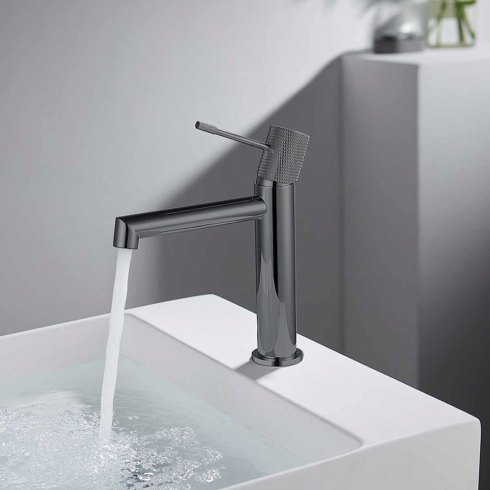 Смеситель для раковины Vincea Desire VBF-1D1GM вороненая сталь купить в интернет-магазине сантехники Sanbest