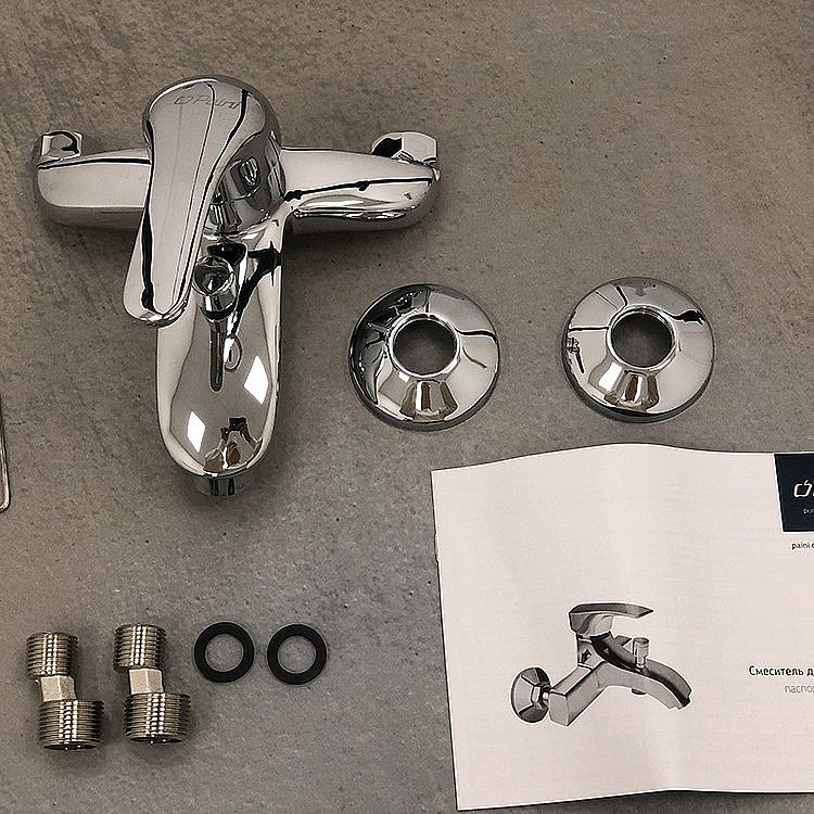 Смеситель для ванны PAINI Trento TRCR111LMKM хром купить в интернет-магазине сантехники Sanbest