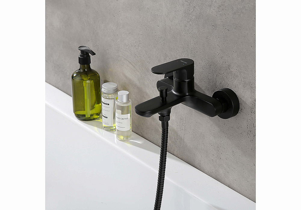 Смеситель для ванны Aquatek Альфа AQ1940MB черный матовый купить в интернет-магазине сантехники Sanbest