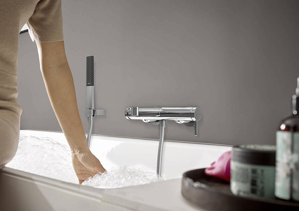 Смеситель для ванны Hansgrohe Finoris 76420000 купить в интернет-магазине сантехники Sanbest