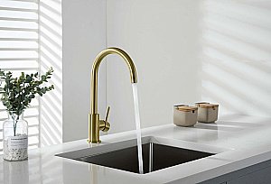 Смеситель для кухни Aquatek Европа AQ1382BG золото шлифованное купить в интернет-магазине сантехники Sanbest