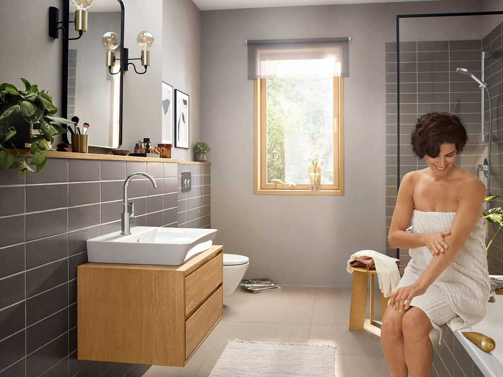 Смеситель для раковины Hansgrohe Rebris E 72576000 купить в интернет-магазине сантехники Sanbest