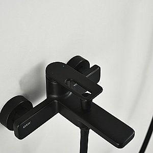 Смеситель для ванны Black&white Gravity GL-9101-MB черный матовый купить в интернет-магазине сантехники Sanbest