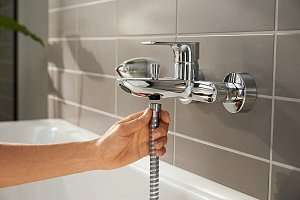 Смеситель для ванны Hansgrohe Rebris E 72450000 купить в интернет-магазине сантехники Sanbest