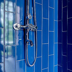 Душевая система Melana 1001P купить в интернет-магазине сантехники Sanbest