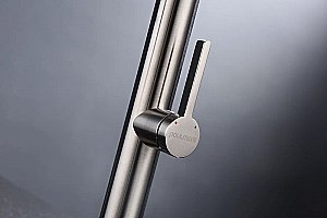 Смеситель для кухни Paulmark Leader Le214101-BS брашированная сталь купить в интернет-магазине сантехники Sanbest