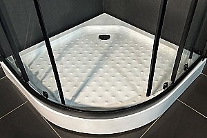 Душевой уголок Royal Bath RB90HK-T-BL-Practic 90х90 стекло прозрачное/профиль черный купить в интернет-магазине Sanbest