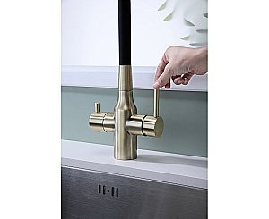 Смеситель для кухни Paulmark Salix Sa213419-BR бронза/черный купить в интернет-магазине сантехники Sanbest