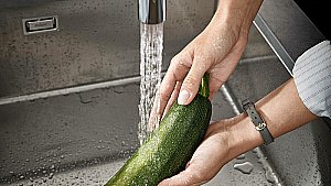 Смеситель для кухни Hansgrohe Zesis M33 74800000 хром купить в интернет-магазине сантехники Sanbest