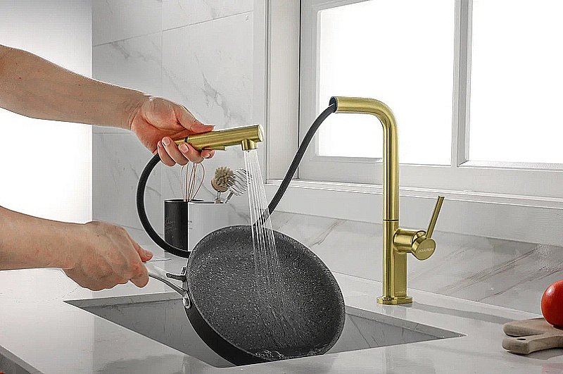 Смеситель для кухни Paulmark Neo Ne214419-LG  светлое золото купить в интернет-магазине сантехники Sanbest