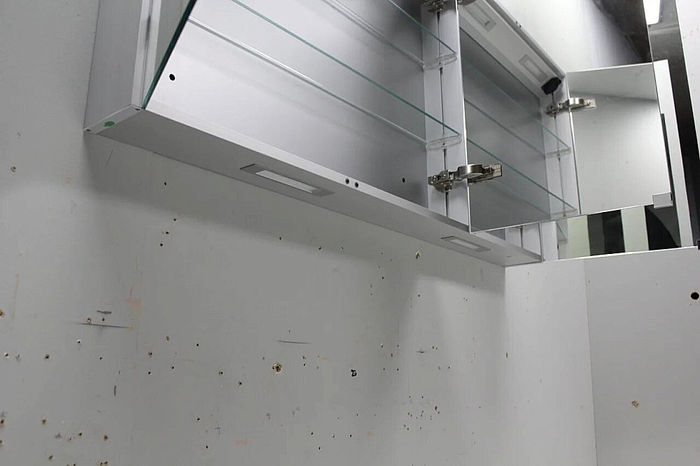 Зеркальный шкаф BelBagno SPC-3A-DL-BL-1200 купить в интернет-магазине сантехники Sanbest