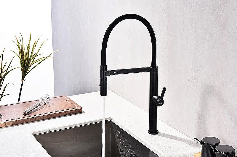 Смеситель для кухни Paulmark Leader Le214101-AN антрацит купить в интернет-магазине сантехники Sanbest