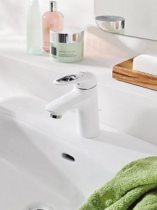 Смеситель для раковины Grohe Eurostyle New 33558LS3 белый купить в интернет-магазине сантехники Sanbest